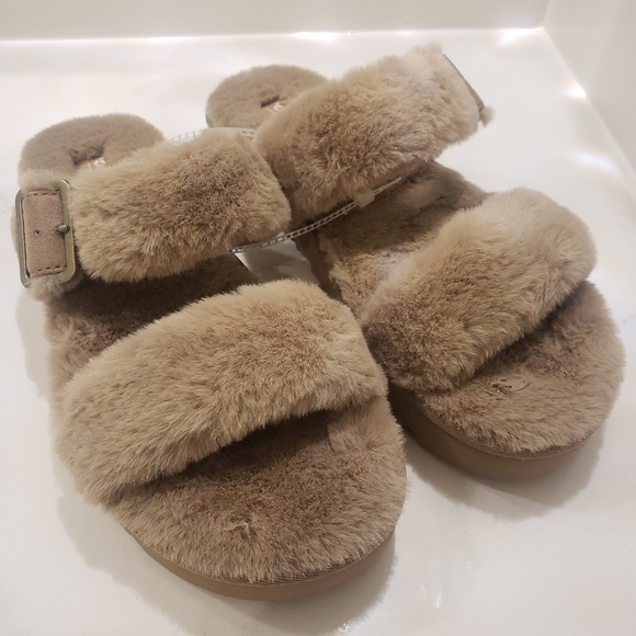 Koolaburra Shoes - Koolaburra by UGG Furr-ah slide slippers